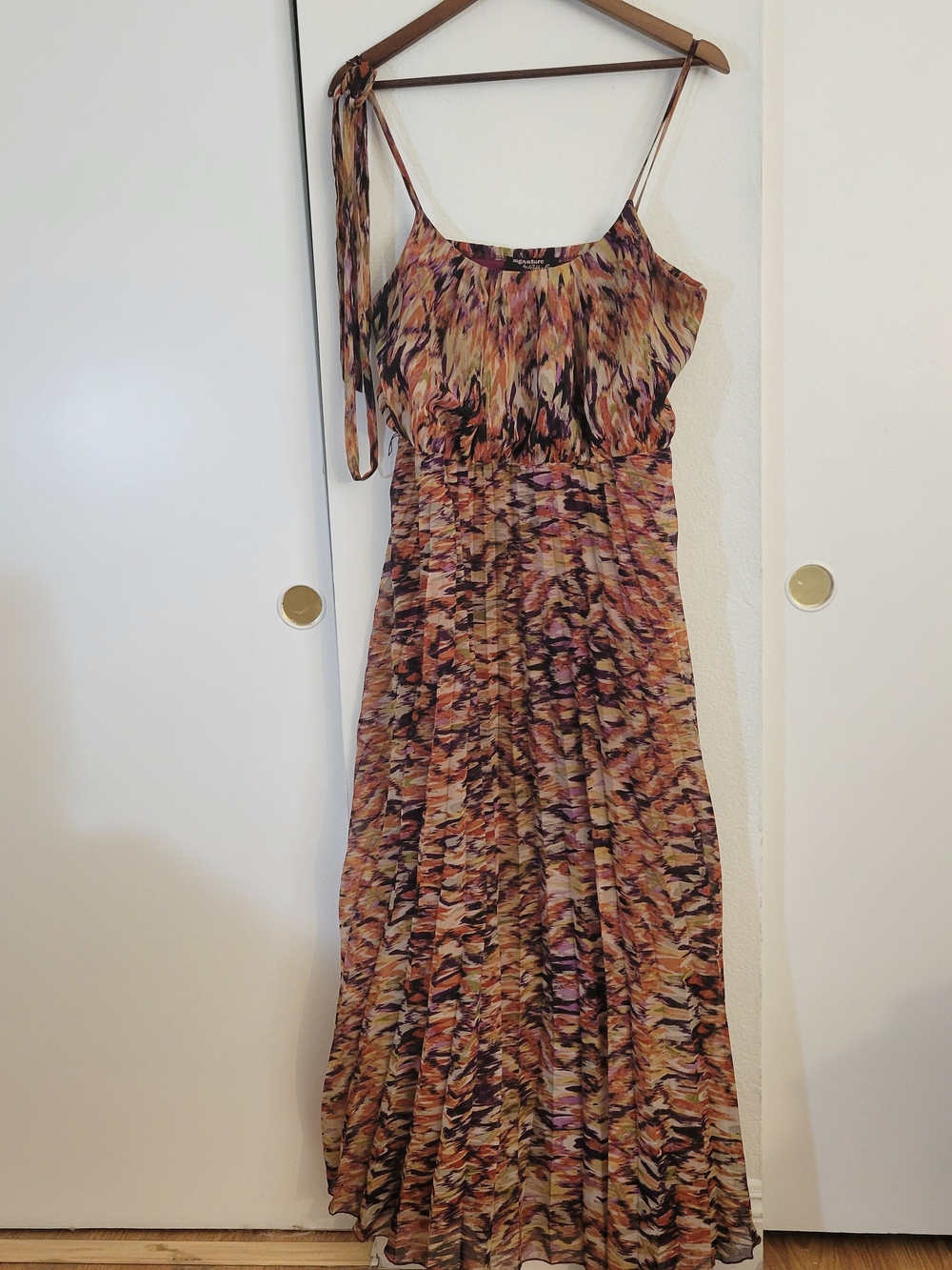 Robbie Bee Multicolor Spaghetti-Strap Maxi Dress in Peach, Purple, Black